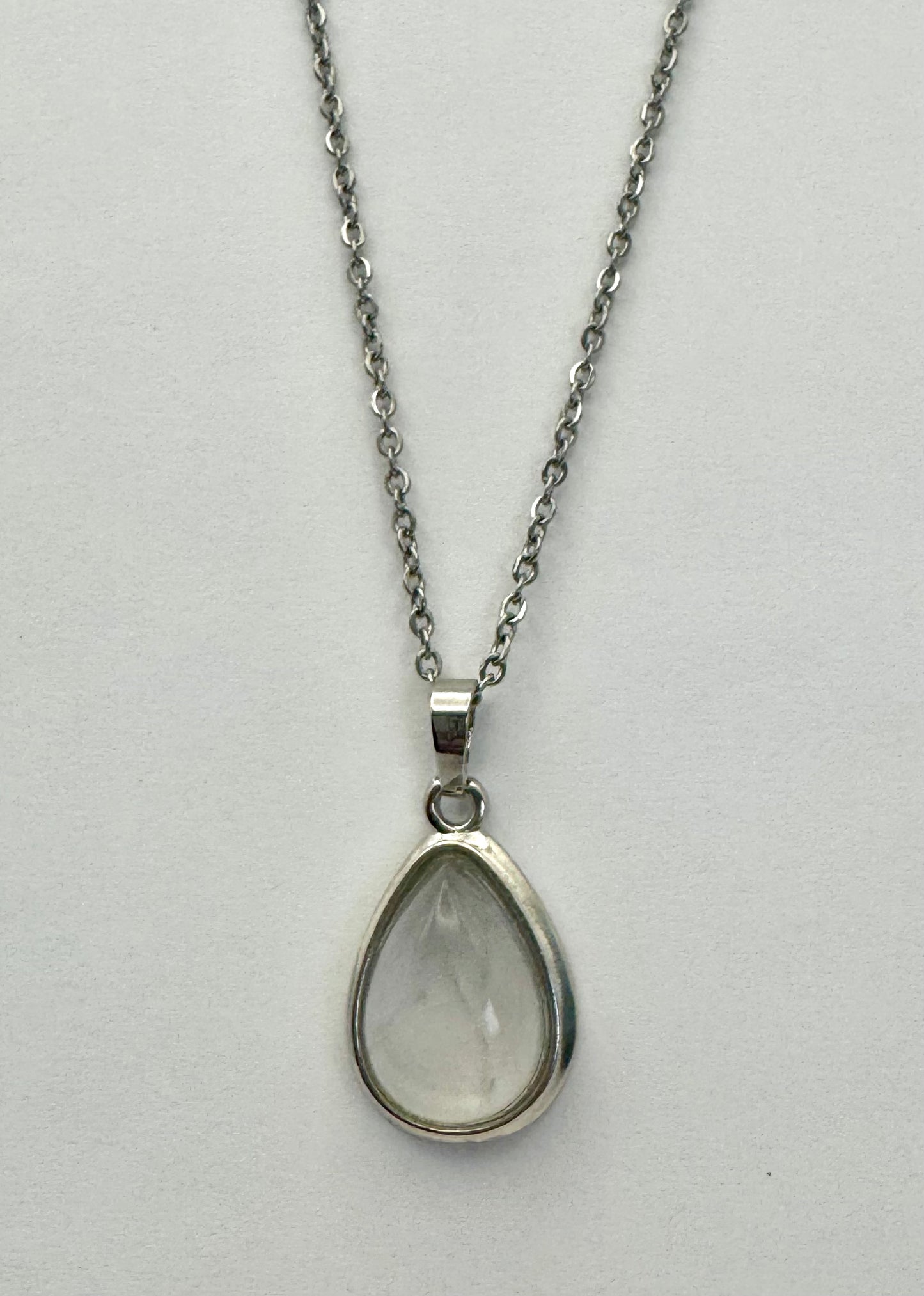 White/Clear Crystal Teardrop Pendant Necklace