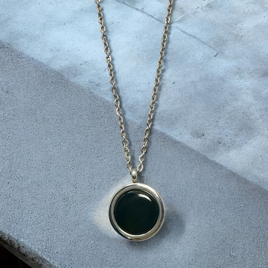 Round Onyx Pendant Necklace
